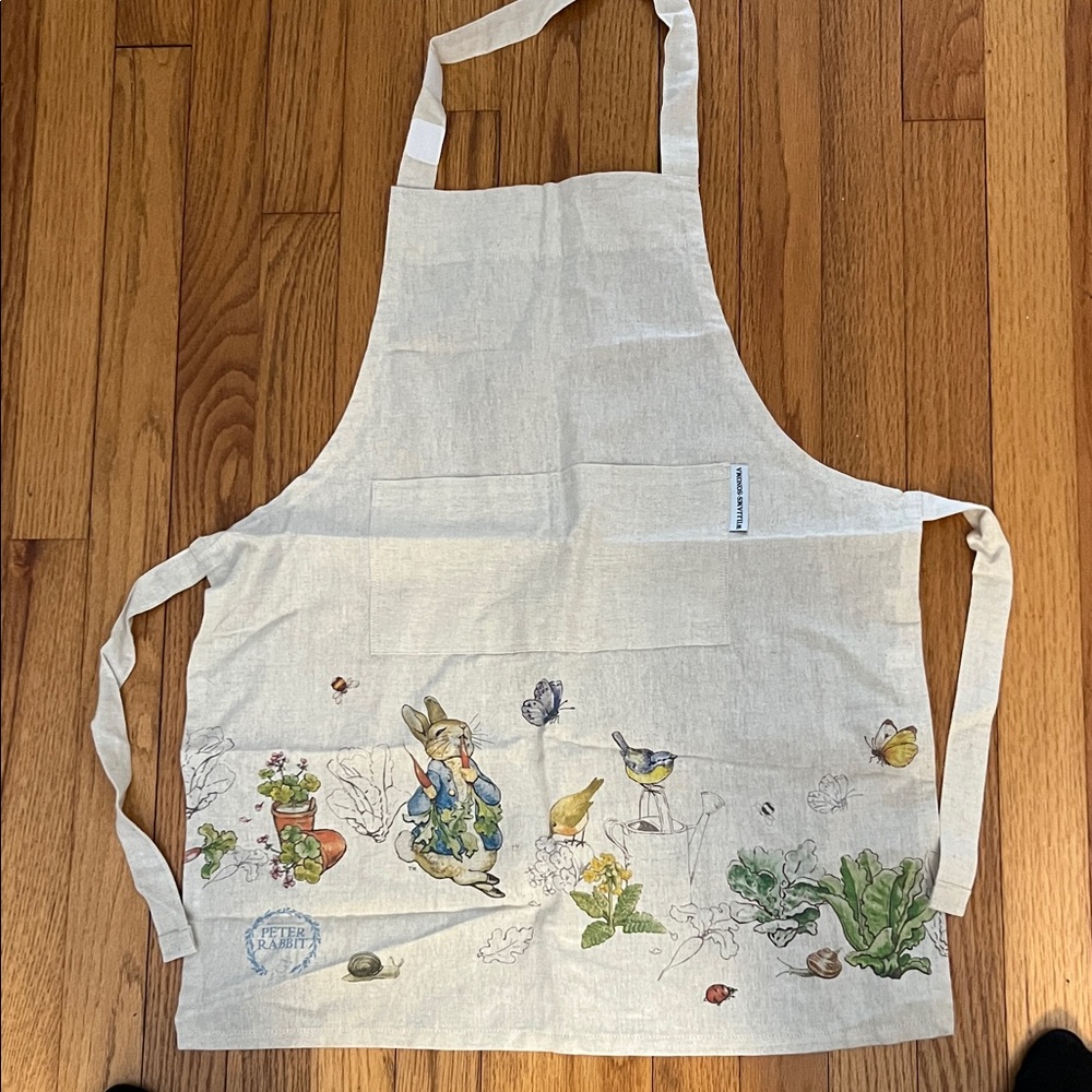 Williams Sonoma Kids Beatrix Potter Illustrated Apron